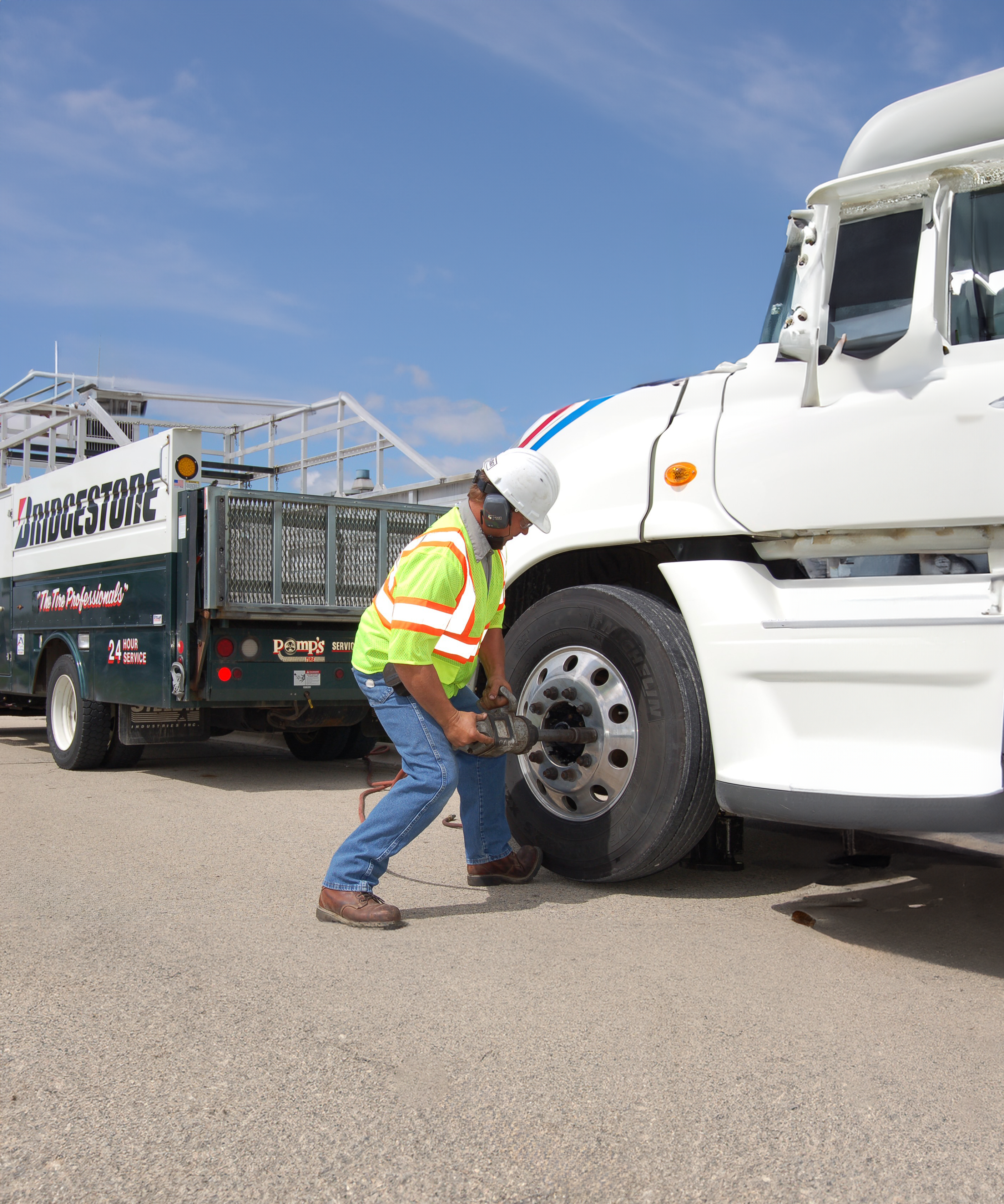 Pomp's technician servicing a commercial truck on-site